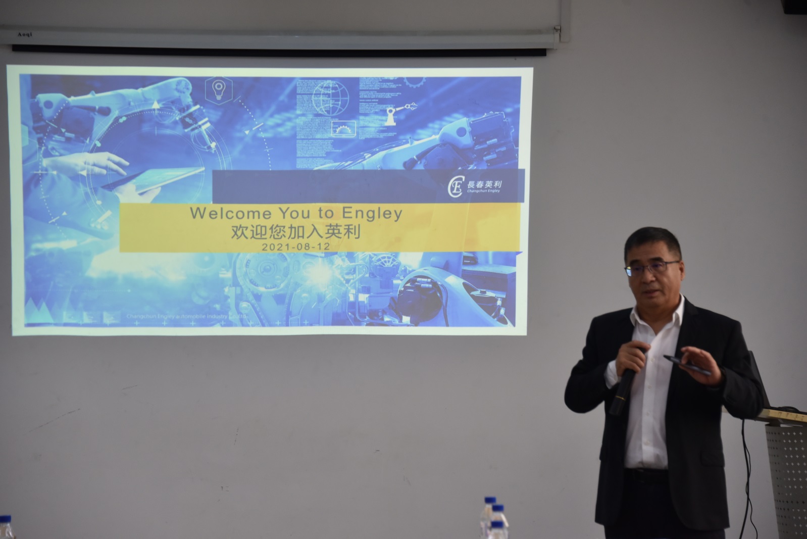 1644832328339229.jpg 1644832328339229.jpg